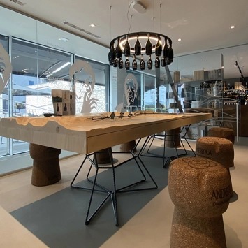 Illuminazione moderna e lampade su misura per un'azienda vinicola